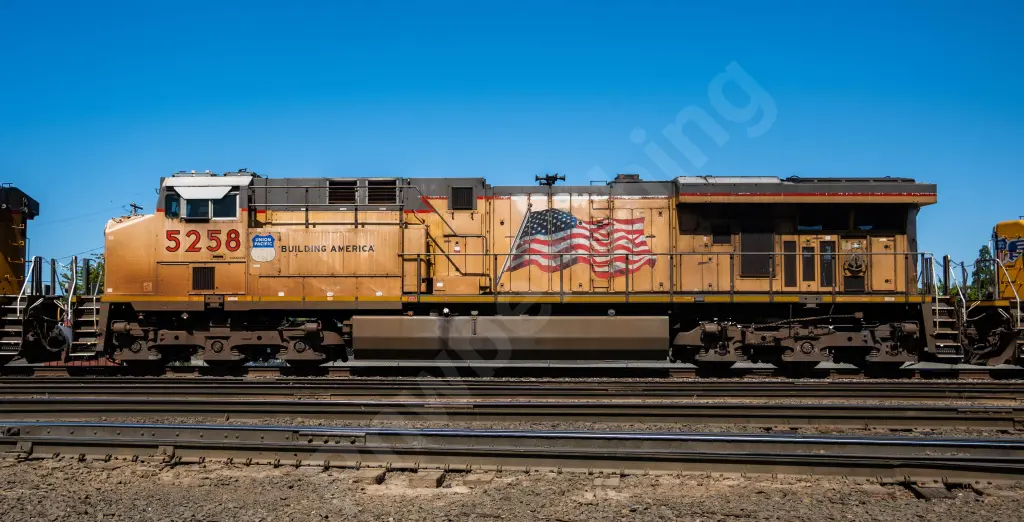 UP5258 - NORTH-AMERICA