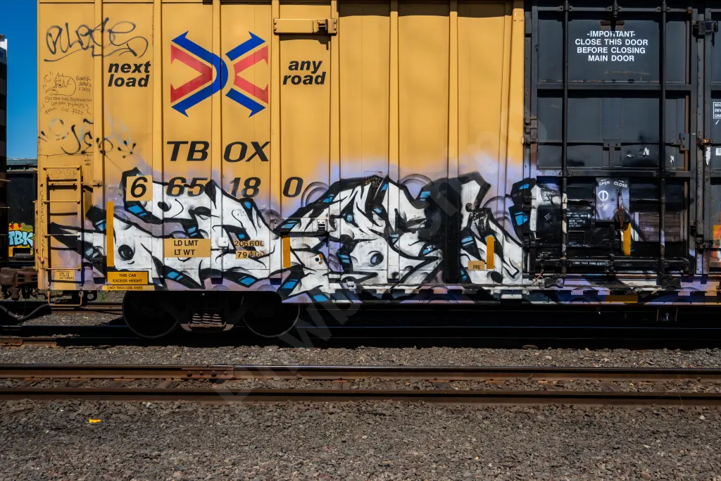TBOX665180 - NORTH-AMERICA