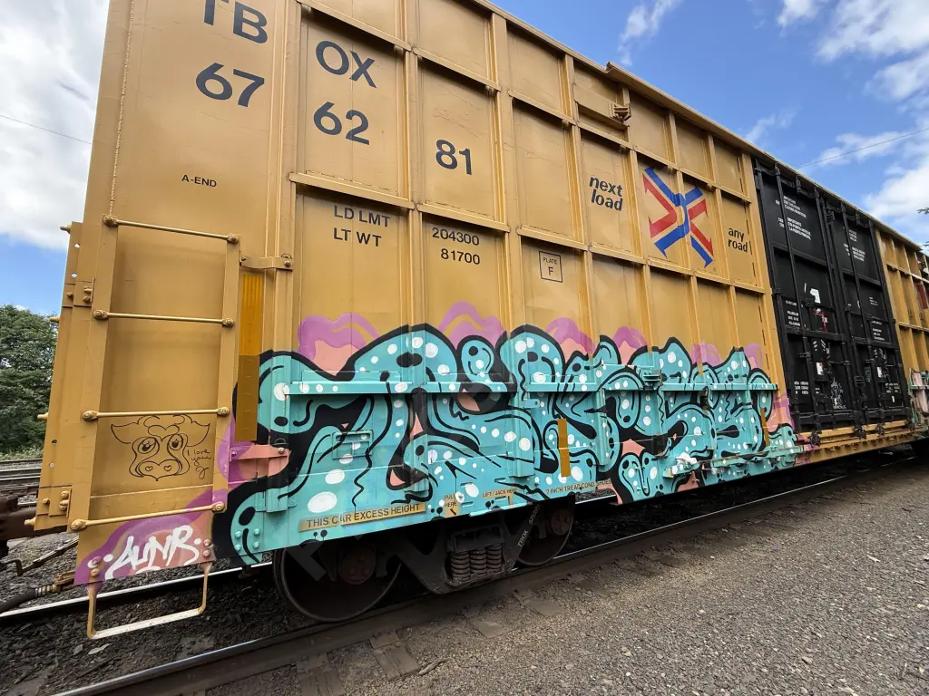 TBOX676281 - NORTH-AMERICA