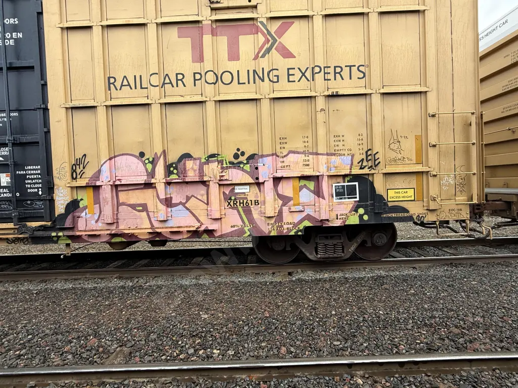 TBOX672828 - NORTH-AMERICA