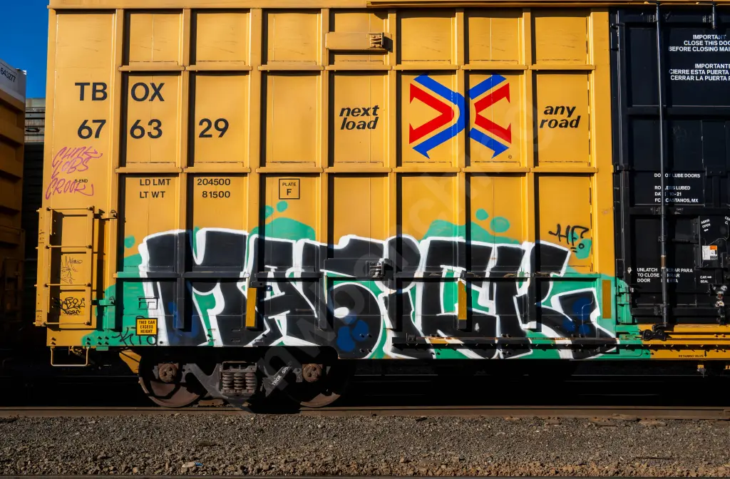 TBOX676329 - NORTH-AMERICA