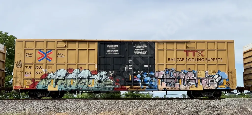 TBOX639242 - NORTH-AMERICA