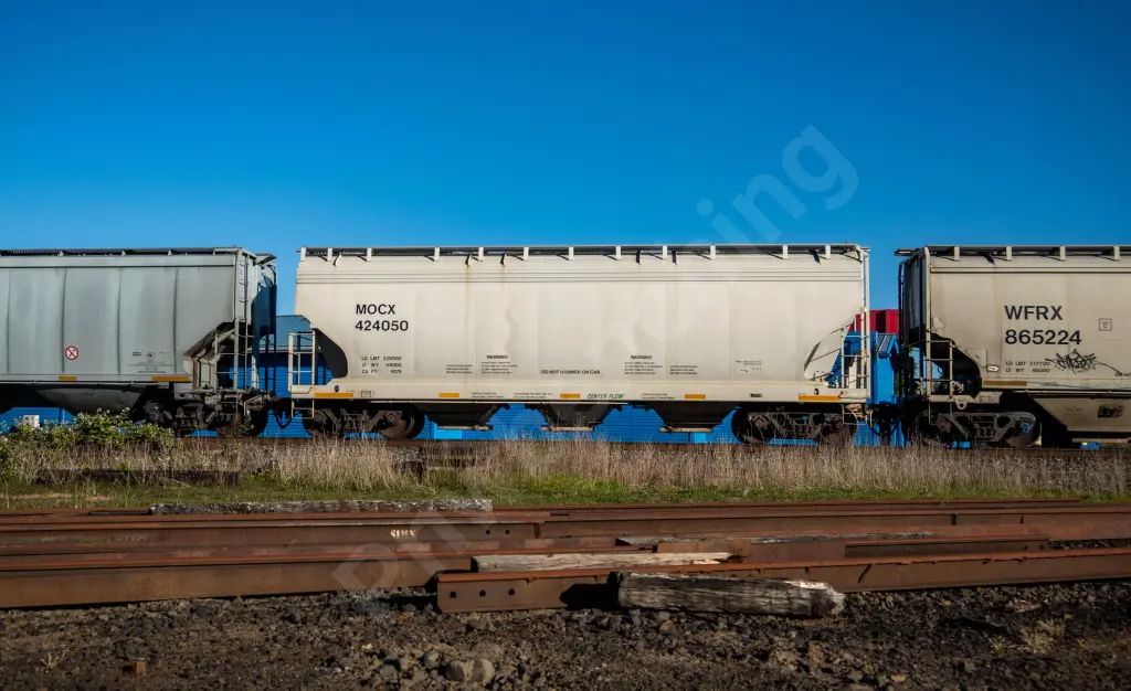 MOCX424050 - NORTH-AMERICA