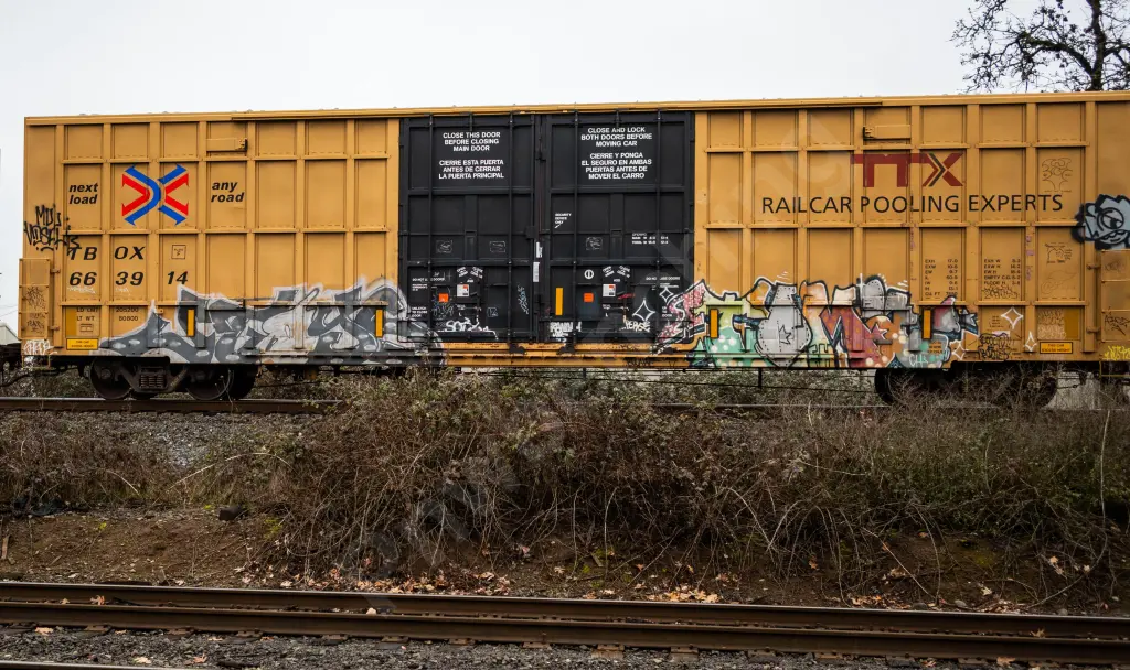 TBOX663914 - NORTH-AMERICA