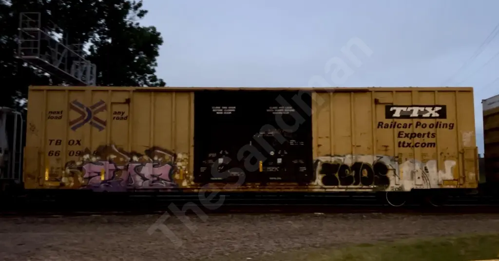 TBOX660980 - NORTH-AMERICA