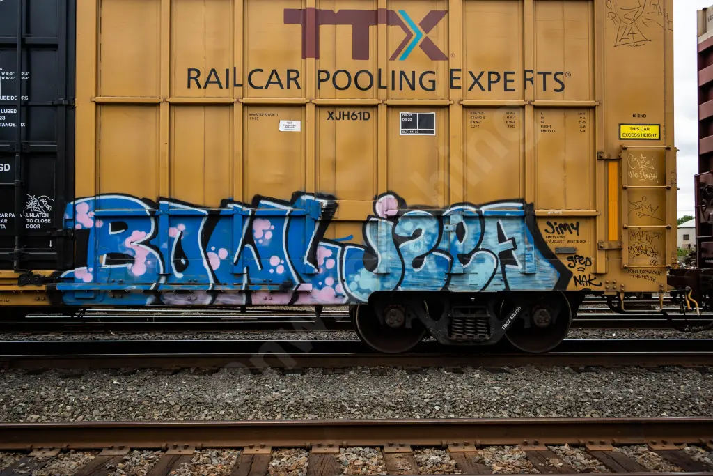 TBOX676755 - NORTH-AMERICA
