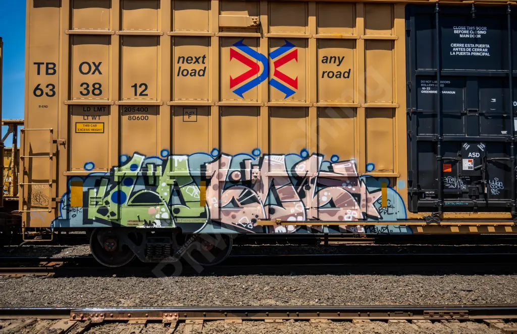 TBOX633812 - NORTH-AMERICA