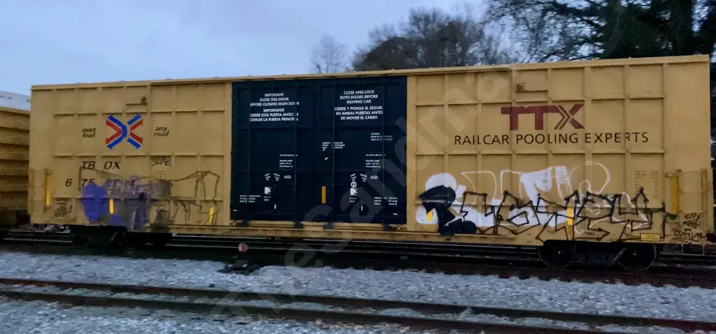 TBOX675274 - NORTH-AMERICA