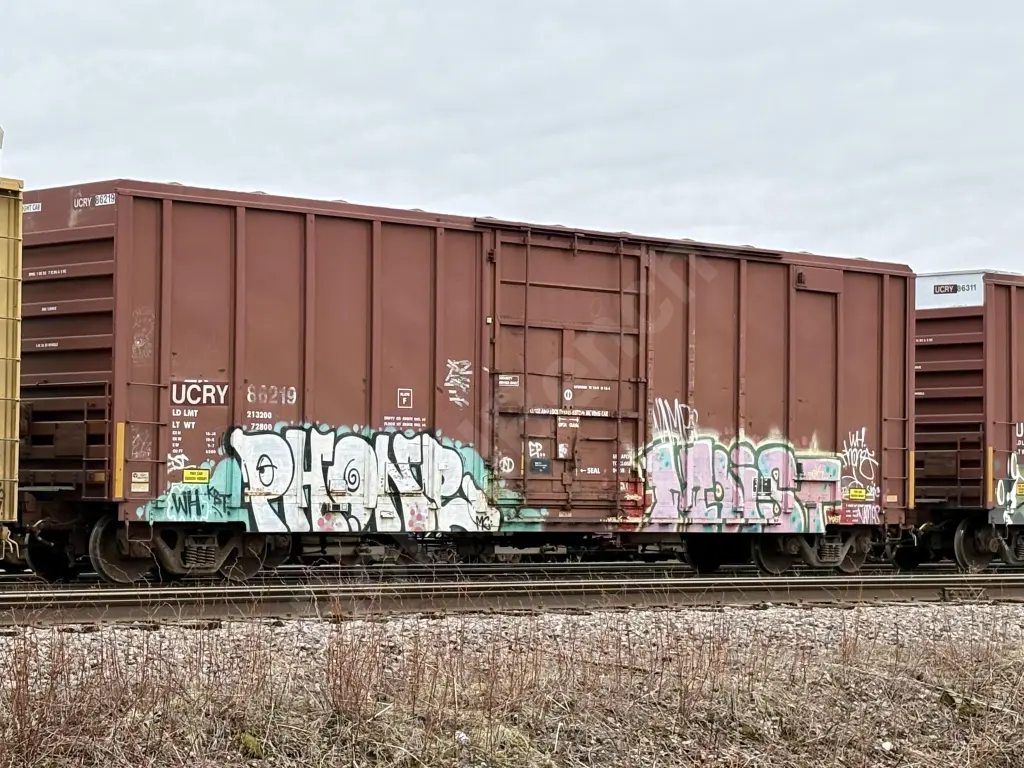 UCRY86219 - NORTH-AMERICA