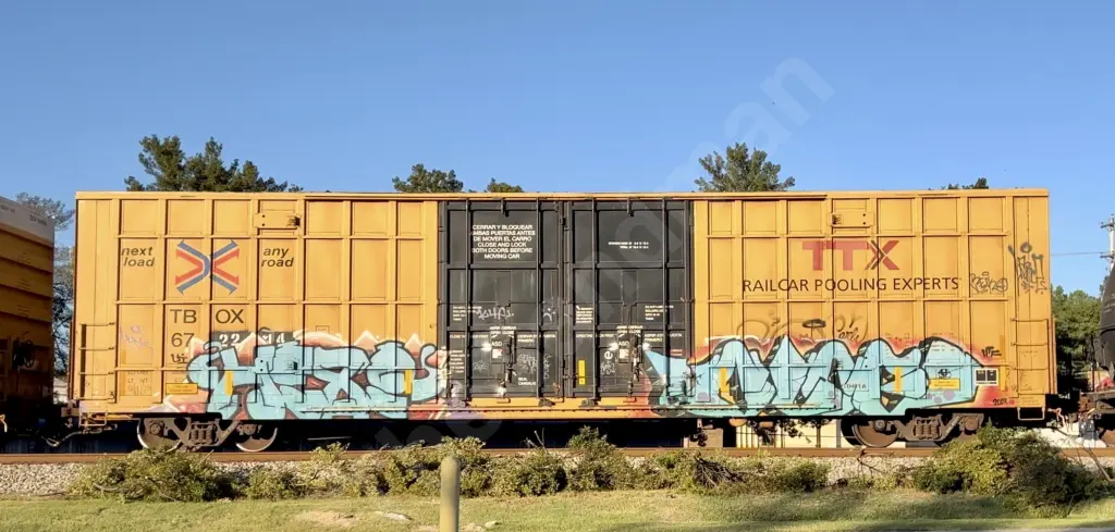TBOX672214 - NORTH-AMERICA