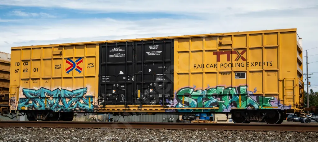 TBOX676201 - NORTH-AMERICA