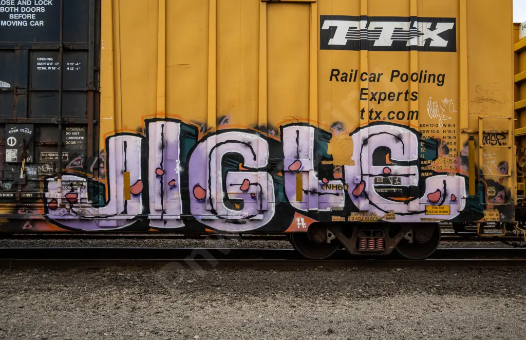 TBOX665211 - NORTH-AMERICA