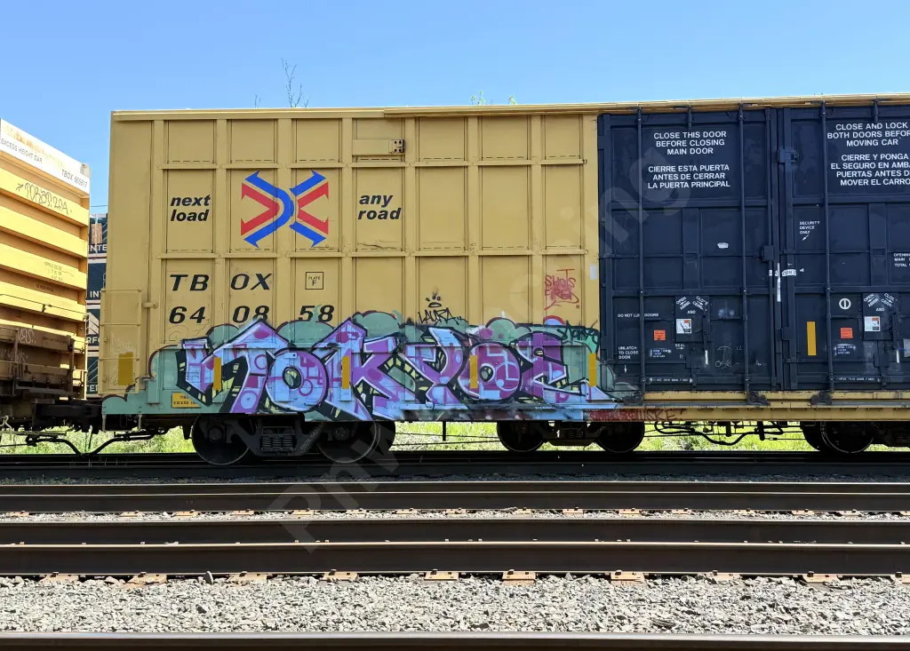 TBOX640858 - NORTH-AMERICA