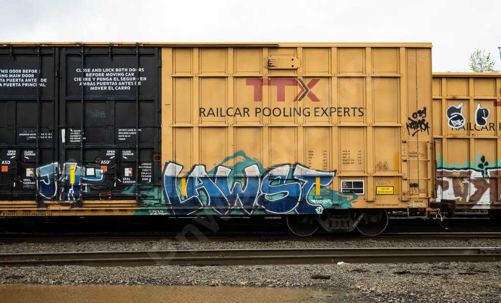 TBOX673811 - NORTH-AMERICA