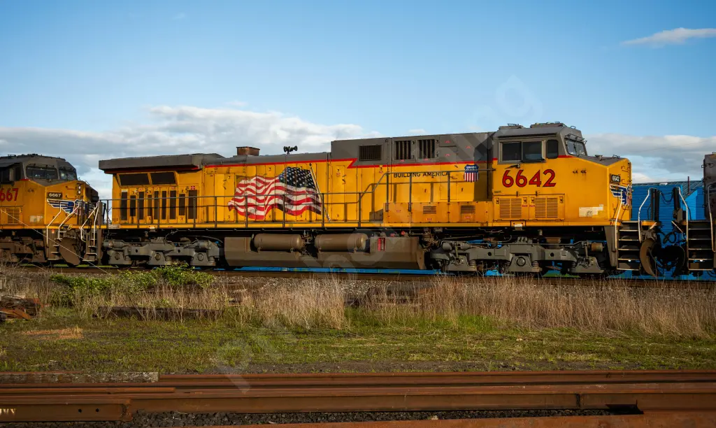 UP6642 - NORTH-AMERICA