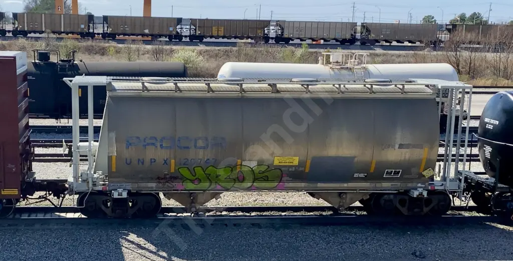 UNPX120747 - NORTH-AMERICA