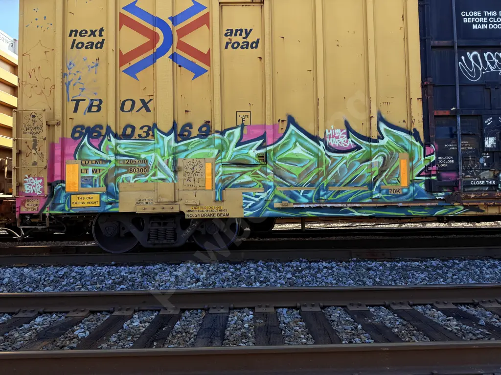 TBOX660369 - NORTH-AMERICA