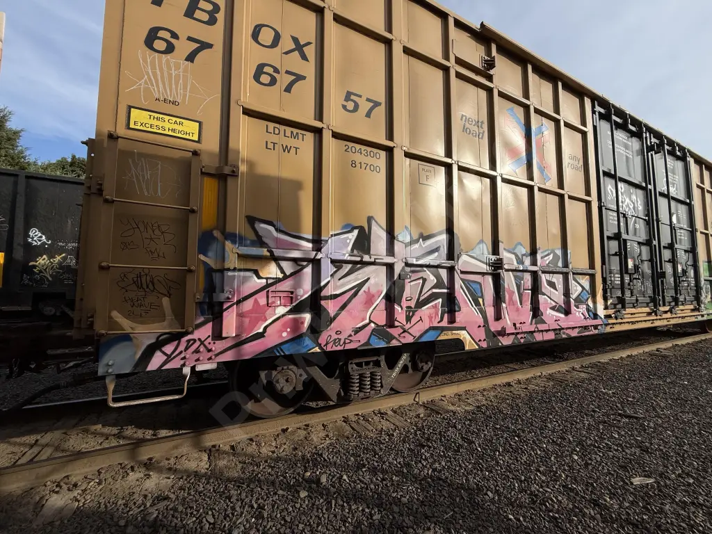 TBOX676757 - NORTH-AMERICA
