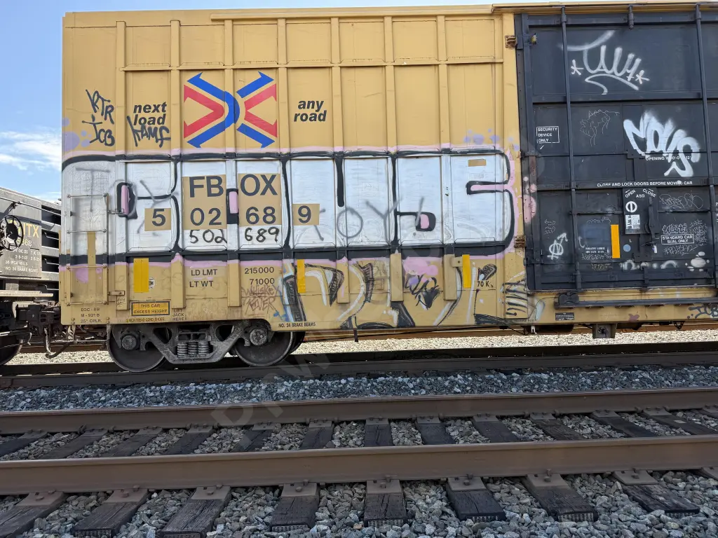 FBOX502689 - NORTH-AMERICA