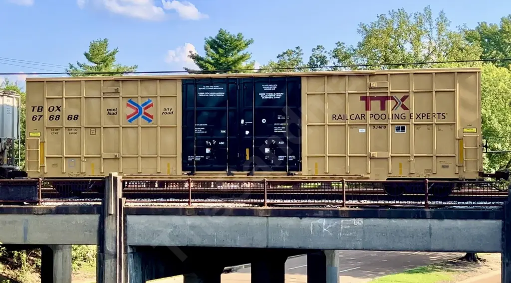 TBOX676868 - NORTH-AMERICA