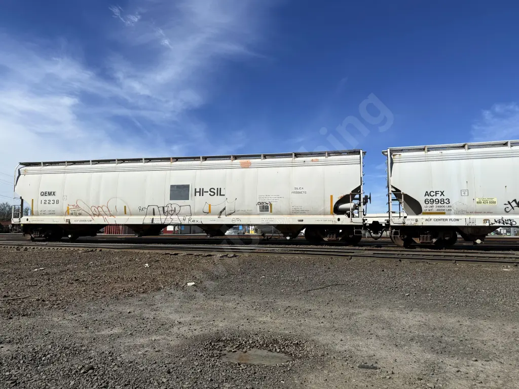 Train photo
