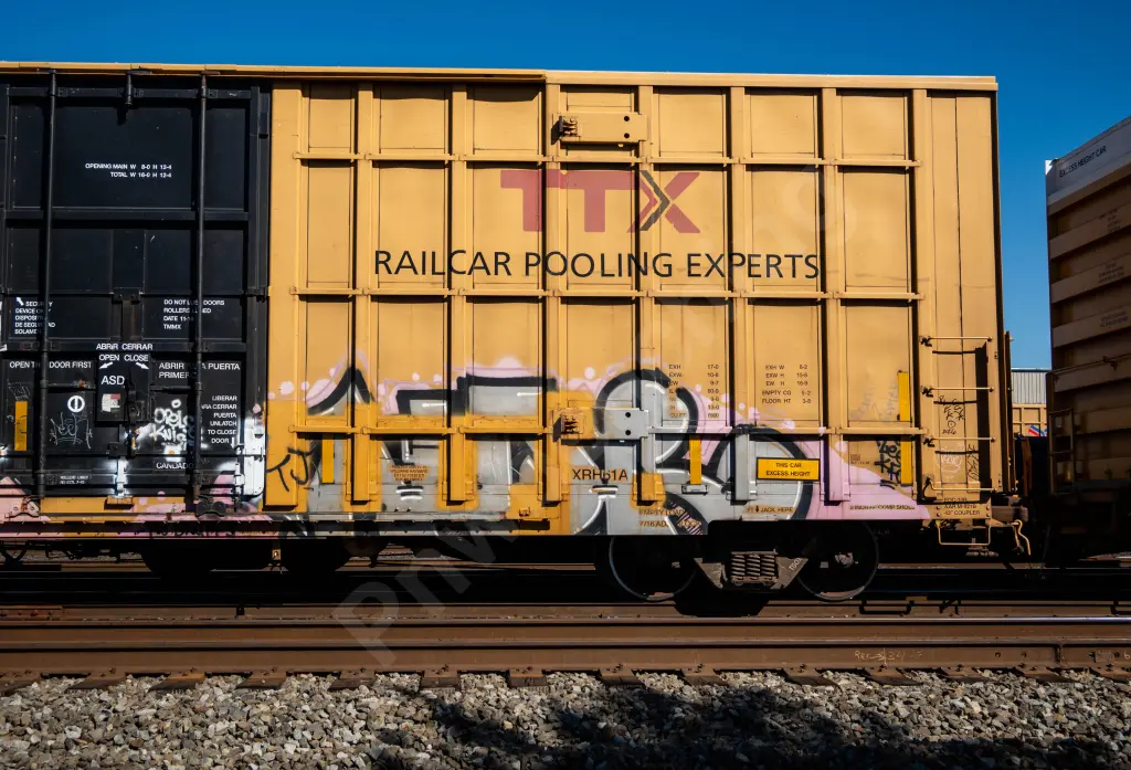 TBOX672240 - NORTH-AMERICA