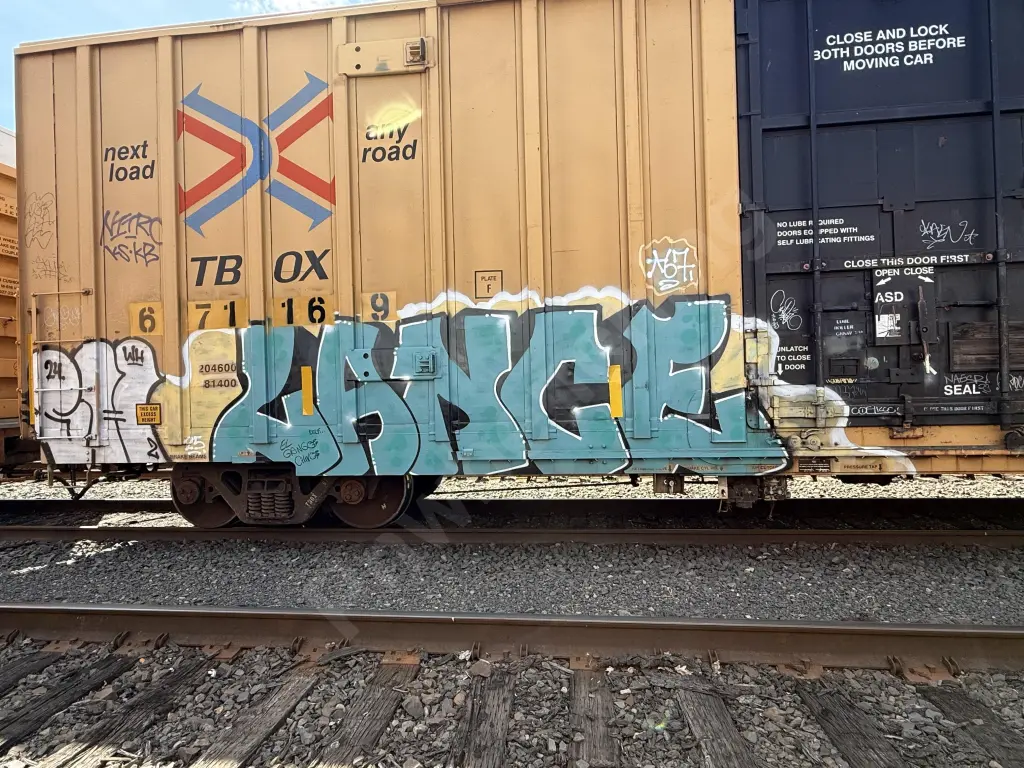 TBOX671169 - NORTH-AMERICA