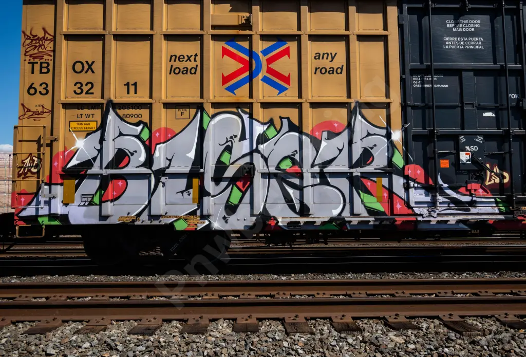 TBOX633211 - NORTH-AMERICA