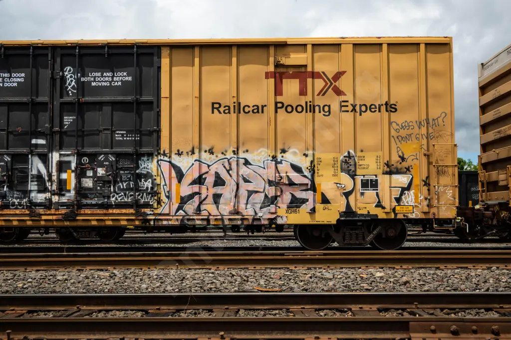 TBOX661911 - NORTH-AMERICA