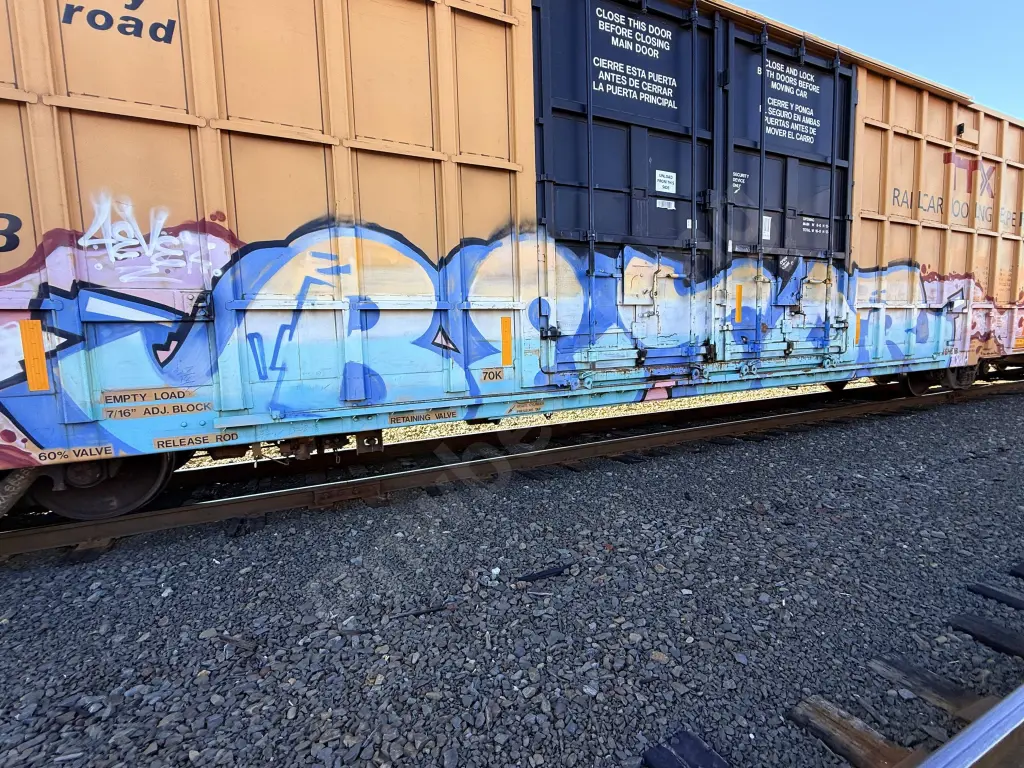 TBOX664808 - NORTH-AMERICA