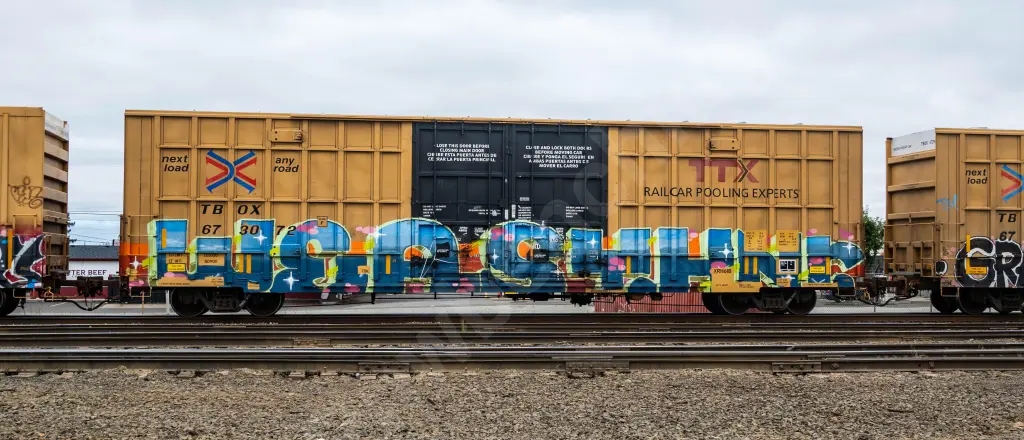 TBOX673072 - NORTH-AMERICA