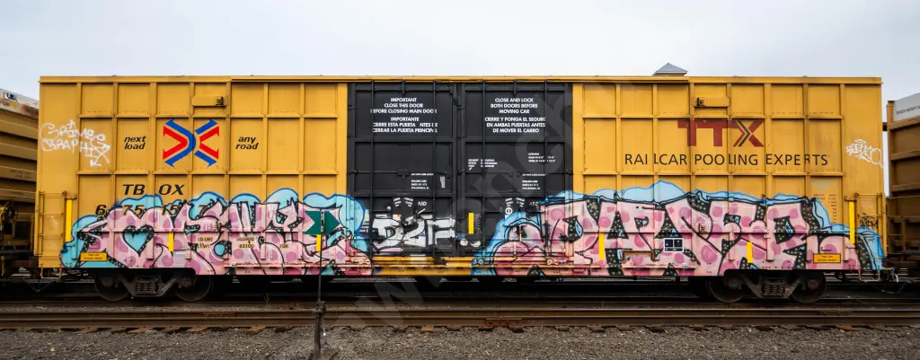 TBOX675157 - NORTH-AMERICA