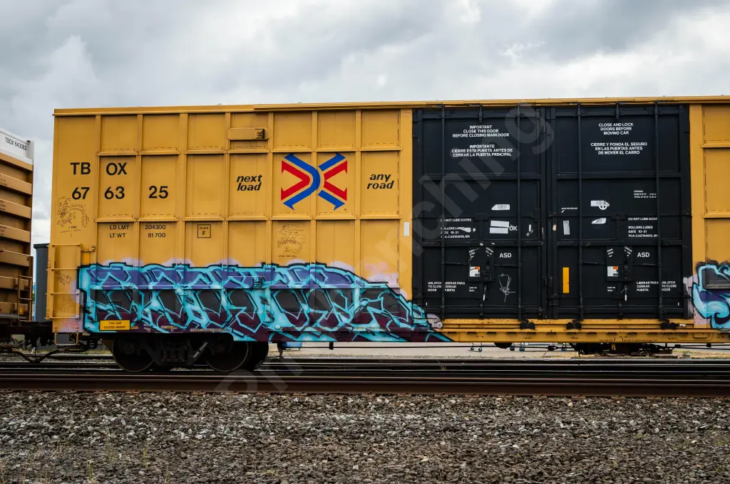 TBOX676325 - NORTH-AMERICA