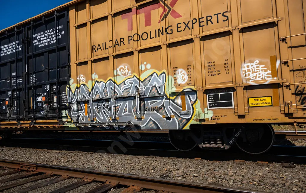 TBOX673147 - NORTH-AMERICA