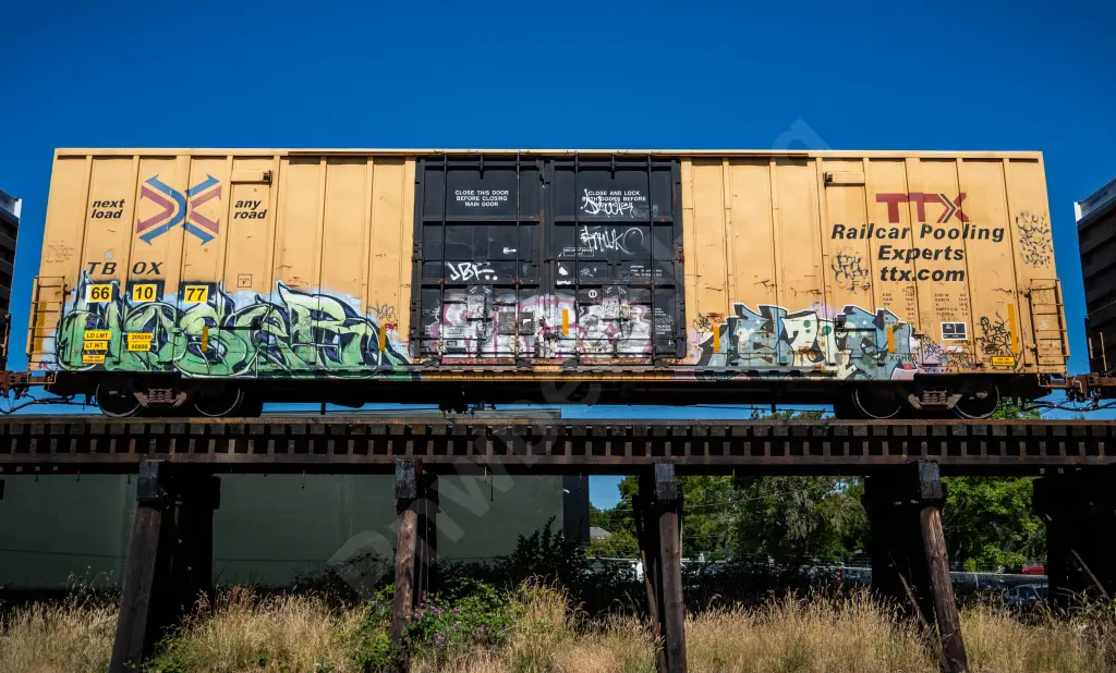 TBOX661077 - NORTH-AMERICA