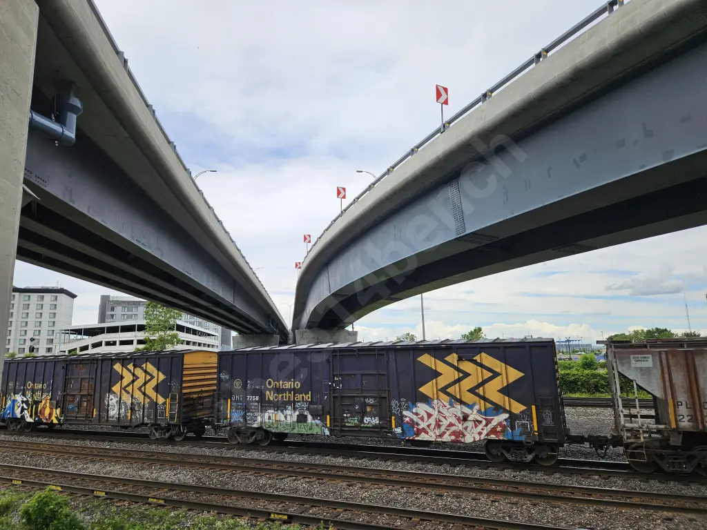ONT7758 - NORTH-AMERICA