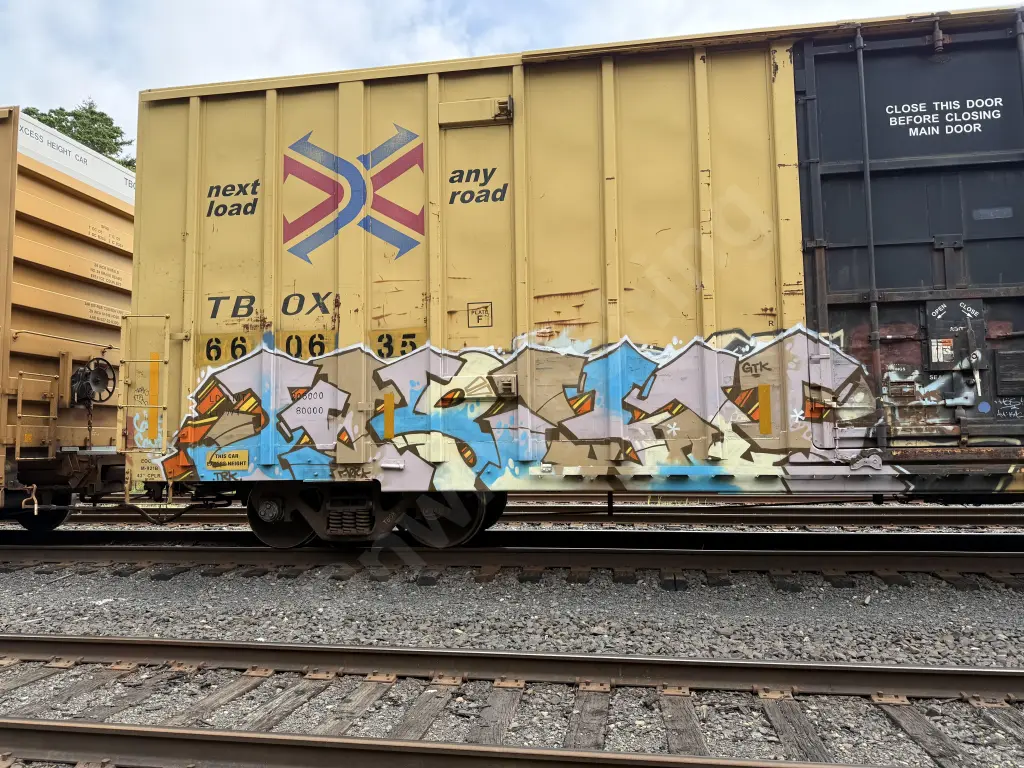 TBOX660635 - NORTH-AMERICA