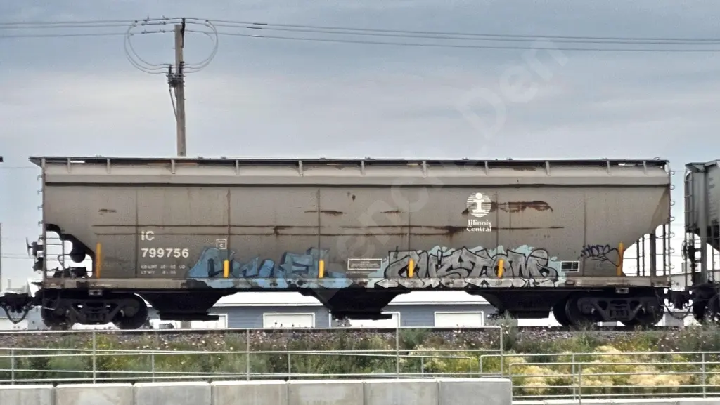 IC799756 - NORTH-AMERICA