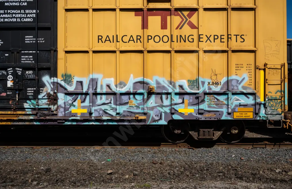 TBOX675028 - NORTH-AMERICA