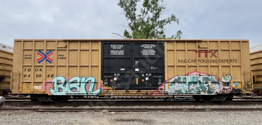 TBOX641048 - NORTH-AMERICA