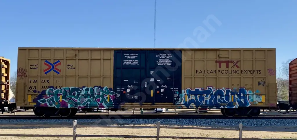 TBOX639943 - NORTH-AMERICA