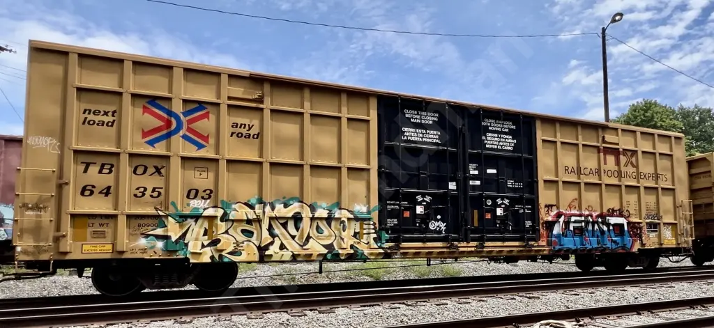 TBOX643503 - NORTH-AMERICA