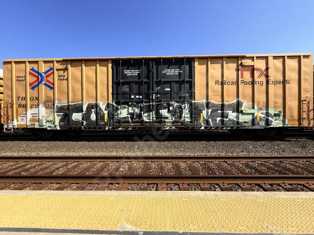 TBOX662932 - NORTH-AMERICA