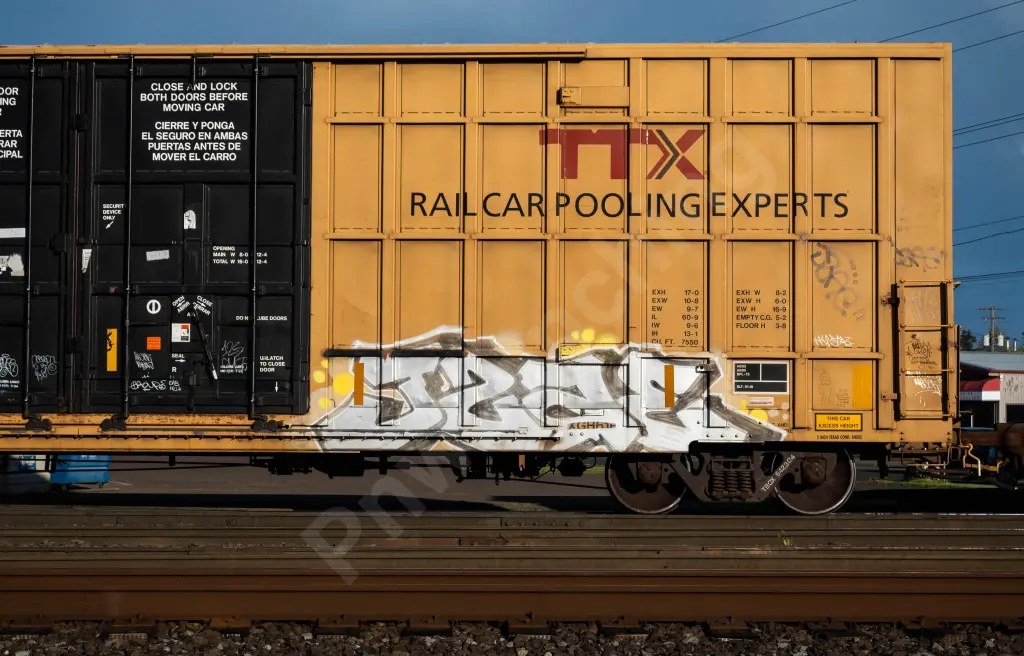 TBOX642304 - NORTH-AMERICA