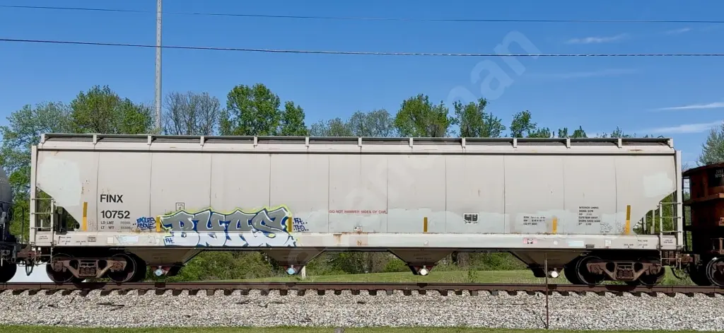 FINX10752 - NORTH-AMERICA