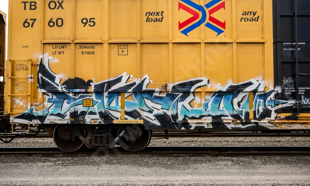 TBOX676095 - NORTH-AMERICA