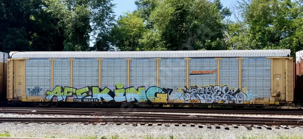 TTGX952416 - NORTH-AMERICA