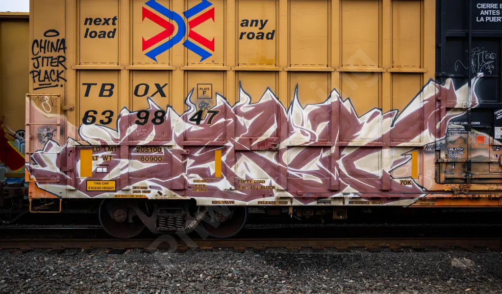 TBOX639847 - NORTH-AMERICA