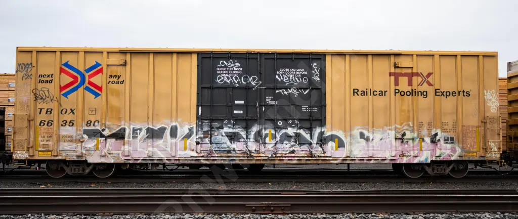 TBOX663580 - NORTH-AMERICA