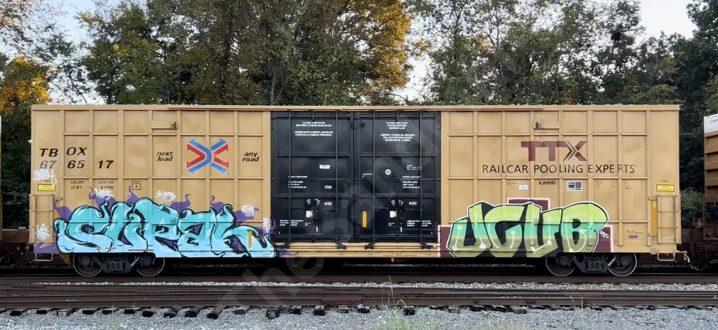 TBOX676517 - NORTH-AMERICA